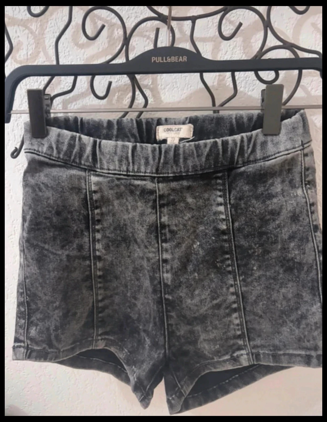Short em Denim Cinza Lavagem Ácida de Cintura Alta Coolcat - Tamanho XS – photo 2